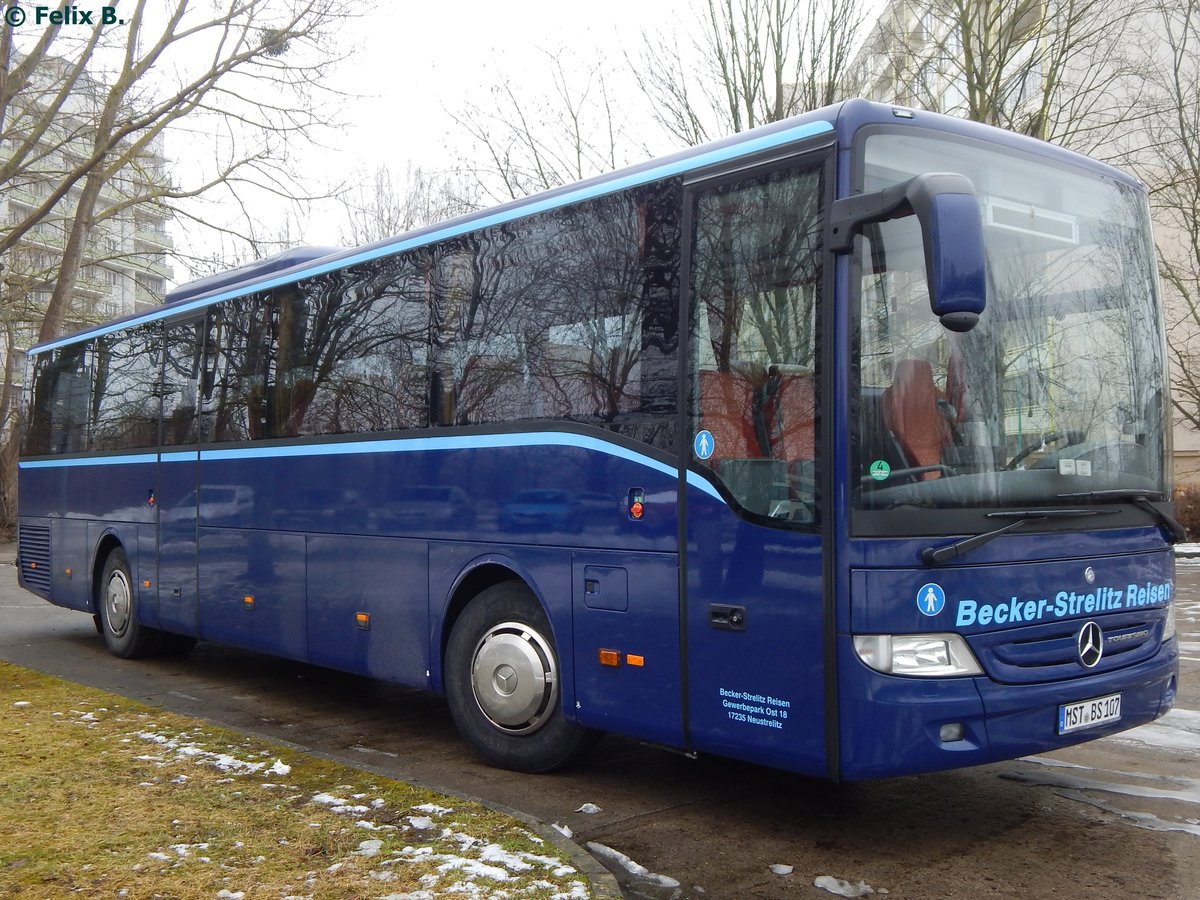 Mercedes Tourismo RH von Becker-Strelitz-Reisen aus Deutschland in Neubrandenburg. 
