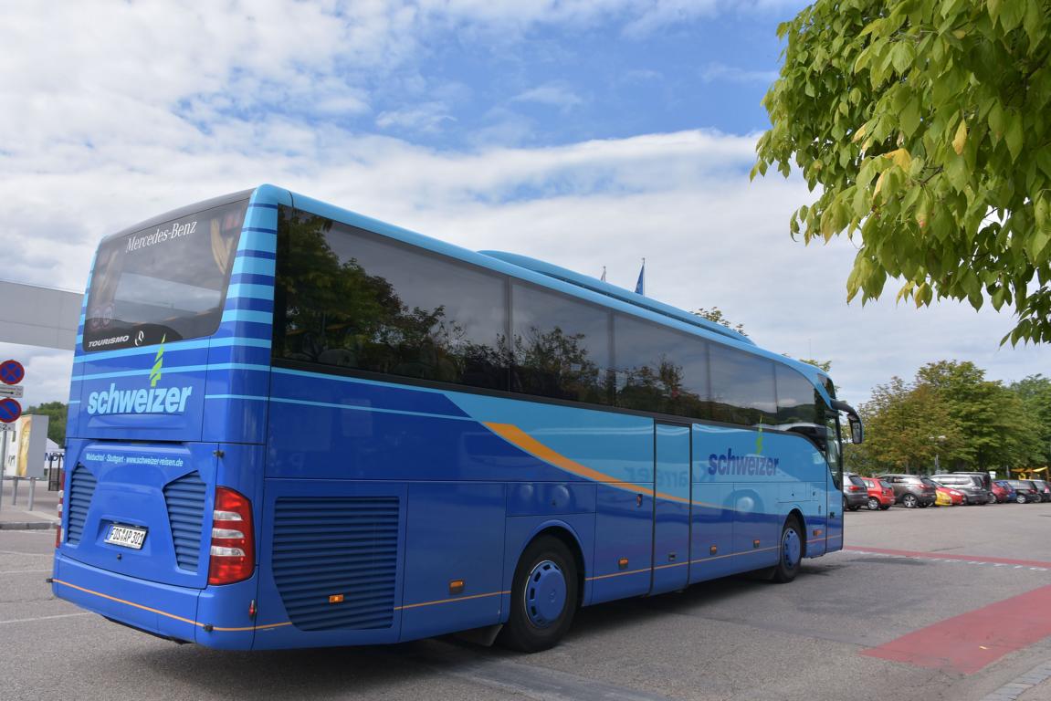 Mercedes Tourismo von Schweizer Reisen aus der BRD 06/2017 in Krems.