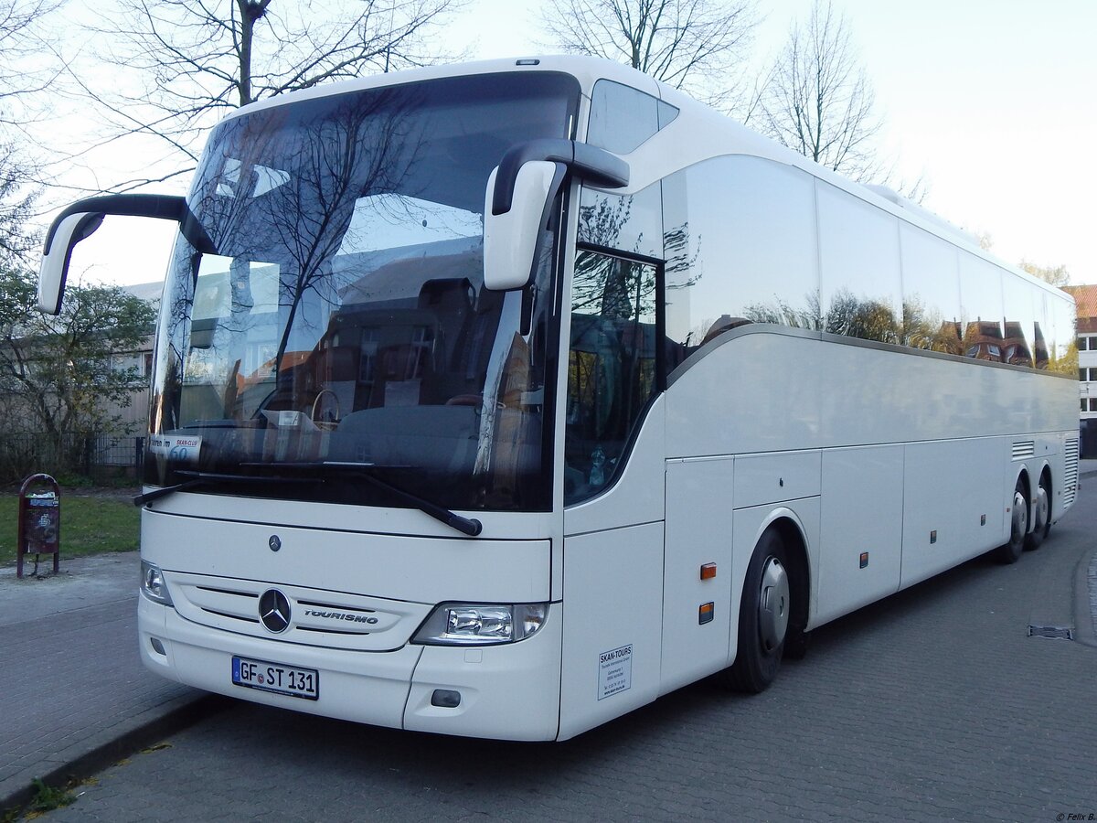 Mercedes Tourismo von Skan-Tours aus Deutschland in Neubrandenburg. 