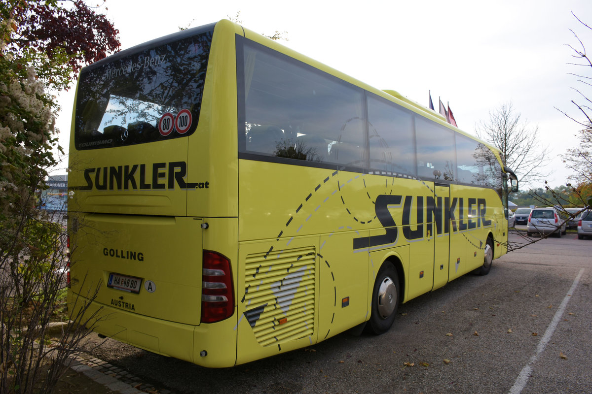 Mercedes Tourismo von Sunkler Reisen aus sterreich in Krems.