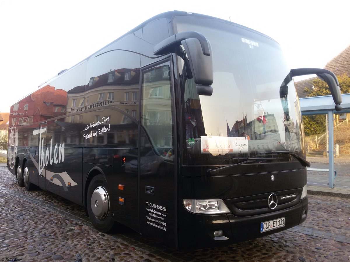 Mercedes Tourismo von Tholen aus Deutschland in Bergen.