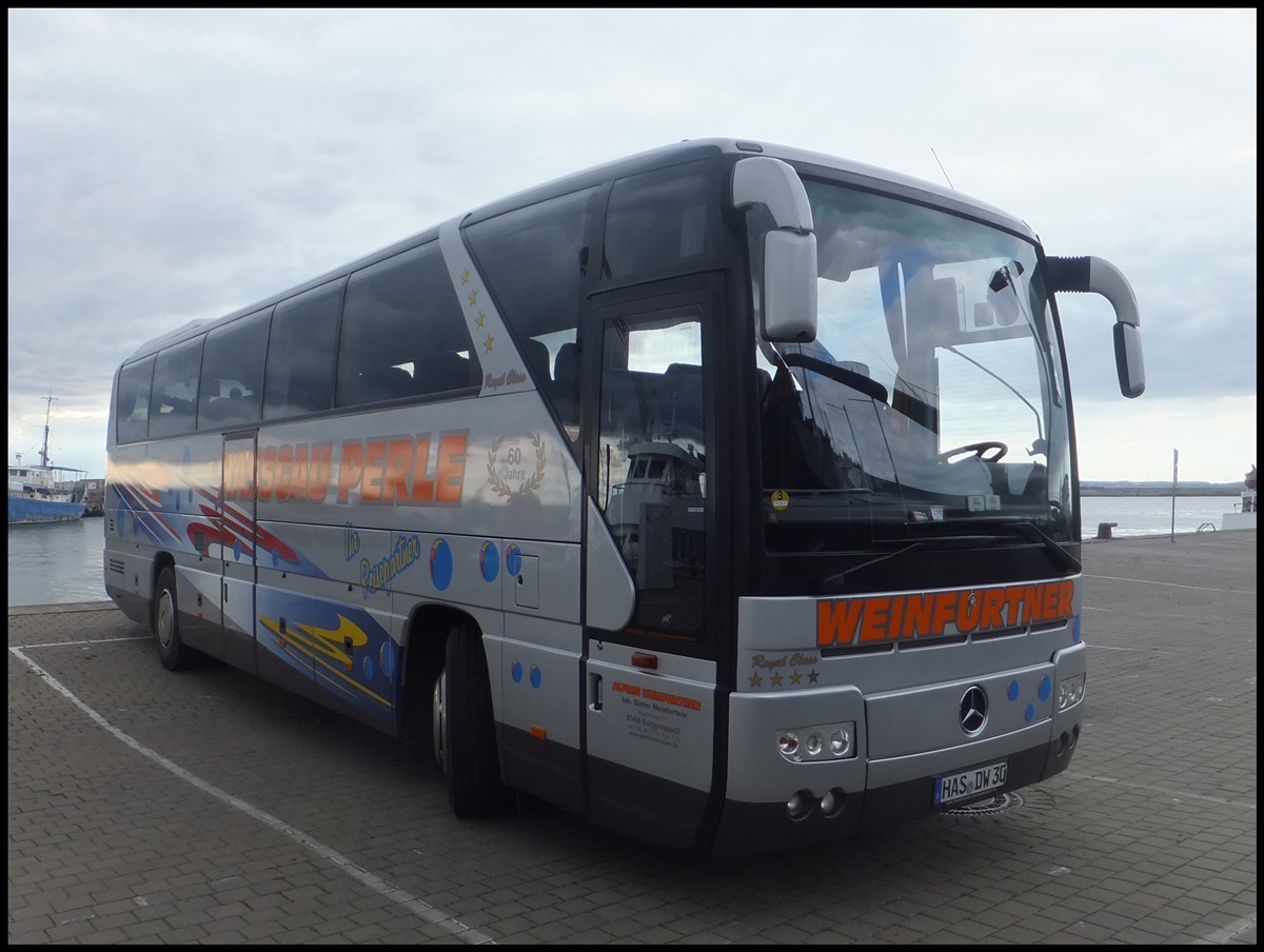 Mercedes Tourismo von Weinfurtner aus Deutschland im Stadthafen Sassnitz.
