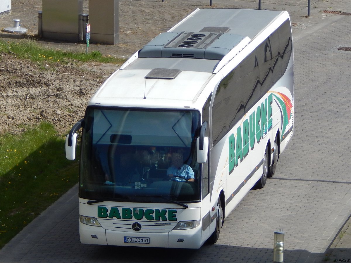 Mercedes Travego von Babucke aus Deutschland im Stadthafen Sassnitz.
