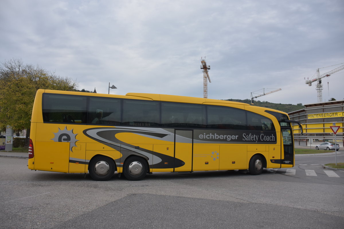 Mercedes Travego von Eichberger Reisen aus der BRD 09/2017 in Krems.