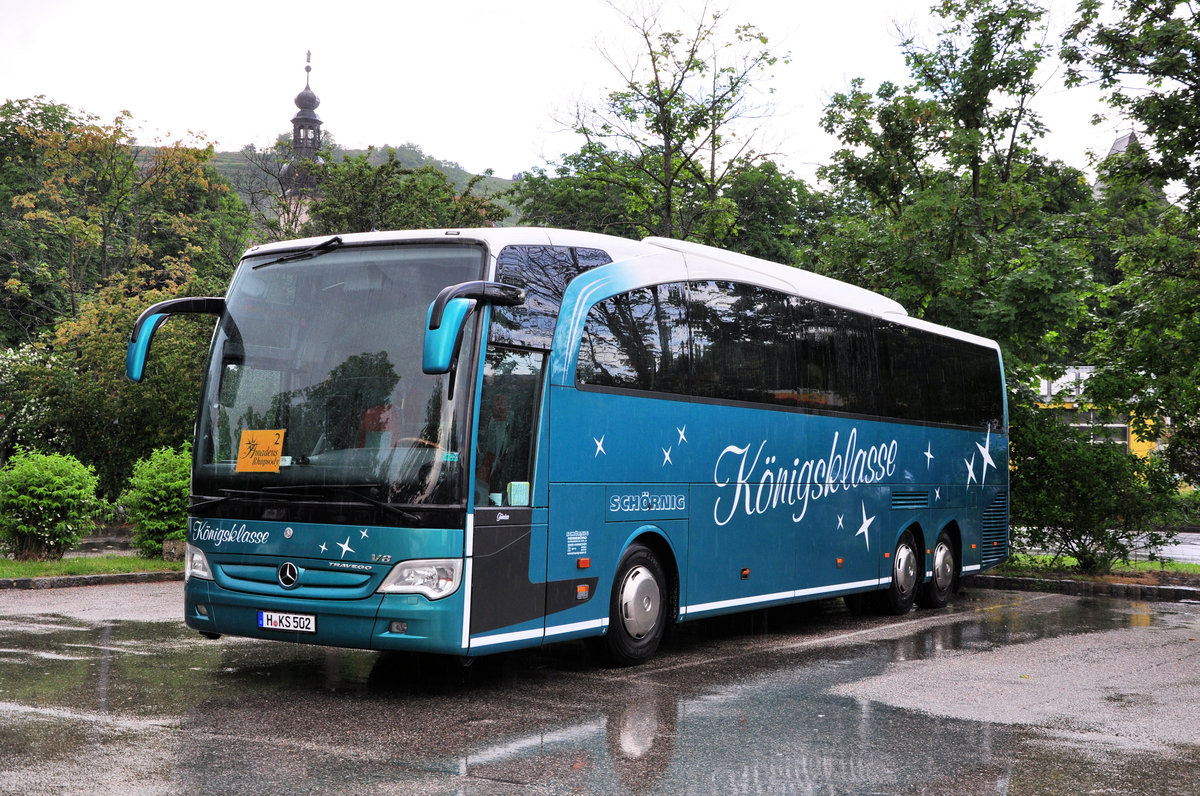 Mercedes Travego von Schrnig Reisen aus der BRD in Krems gesehen.