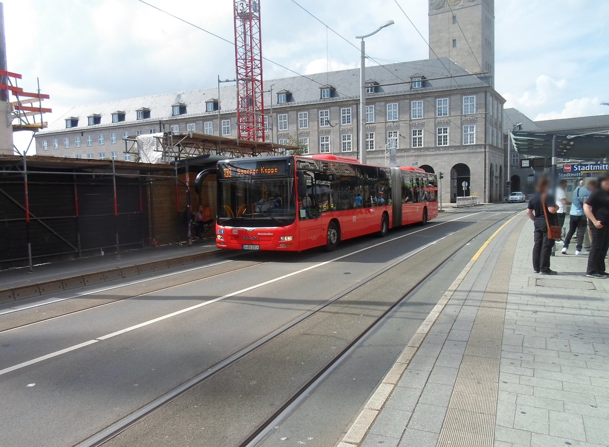 Mlheim Ruhr Stadtmitte,hier fahrt ein DB Rheinlandbus aufnahmezeit  22.7.17  