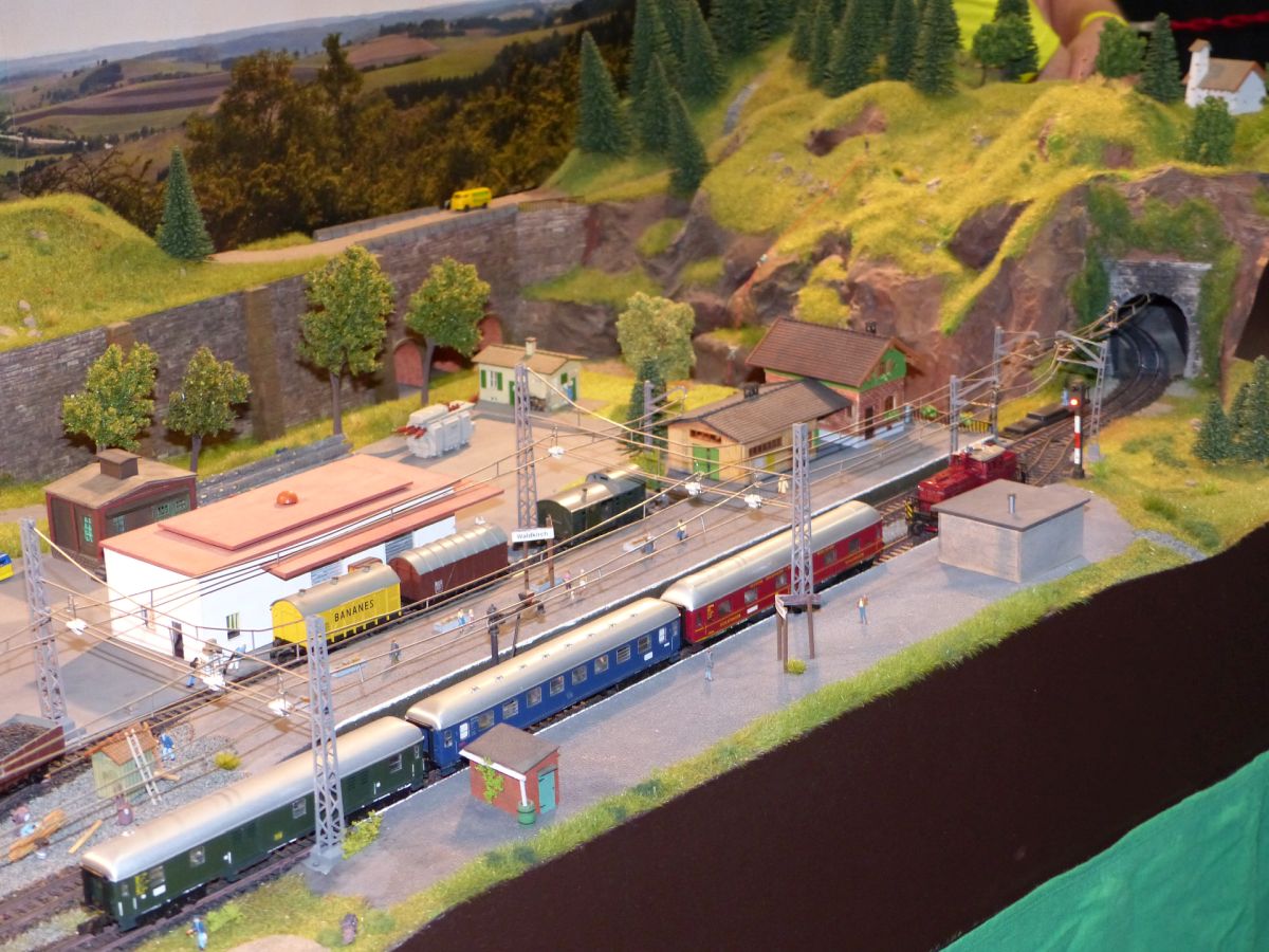 Modellbahn in Masstab N. Ausstellung  RAIL 2020  Houten, Niederlande 21-02-2020.

Modelspoorbaan in schaal N. Modelspoorevenement  RAIL 2020  Houten 21-02-2020.