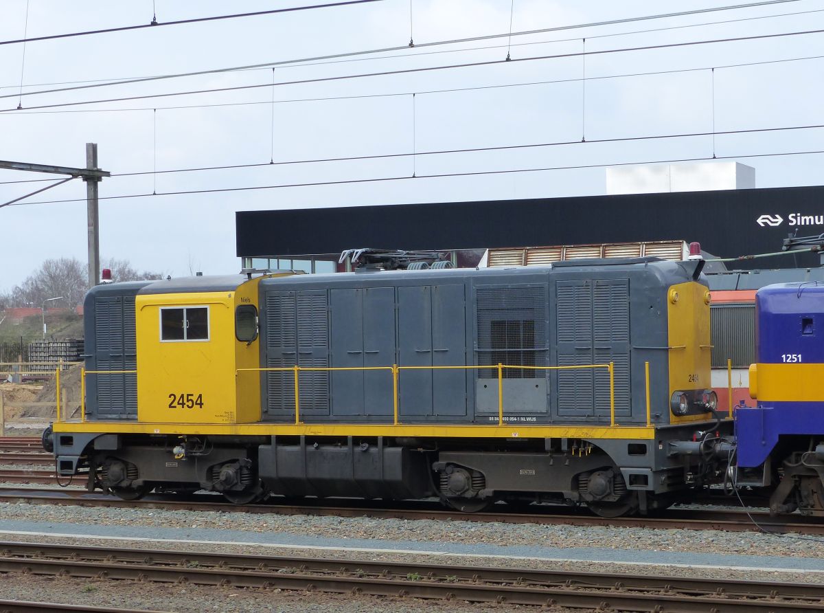 Museum Diesellokomotieve 2454 Gleis 11 Amersfoort 06-03-2020.

Museum diesellocomotief 2454 spoor 11 Amersfoort 06-03-2020.