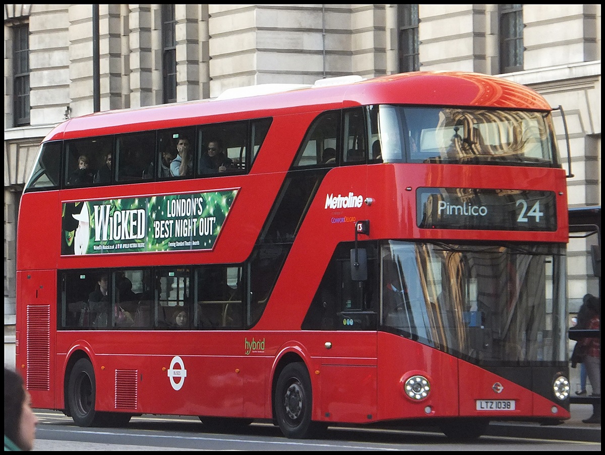 NBFL/Wright von Metroline in London.