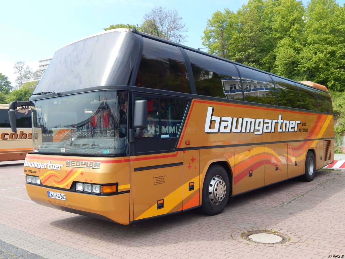 Neoplan Cityliner von Baumgartner aus Deutschland im Stadthafen Sassnitz.