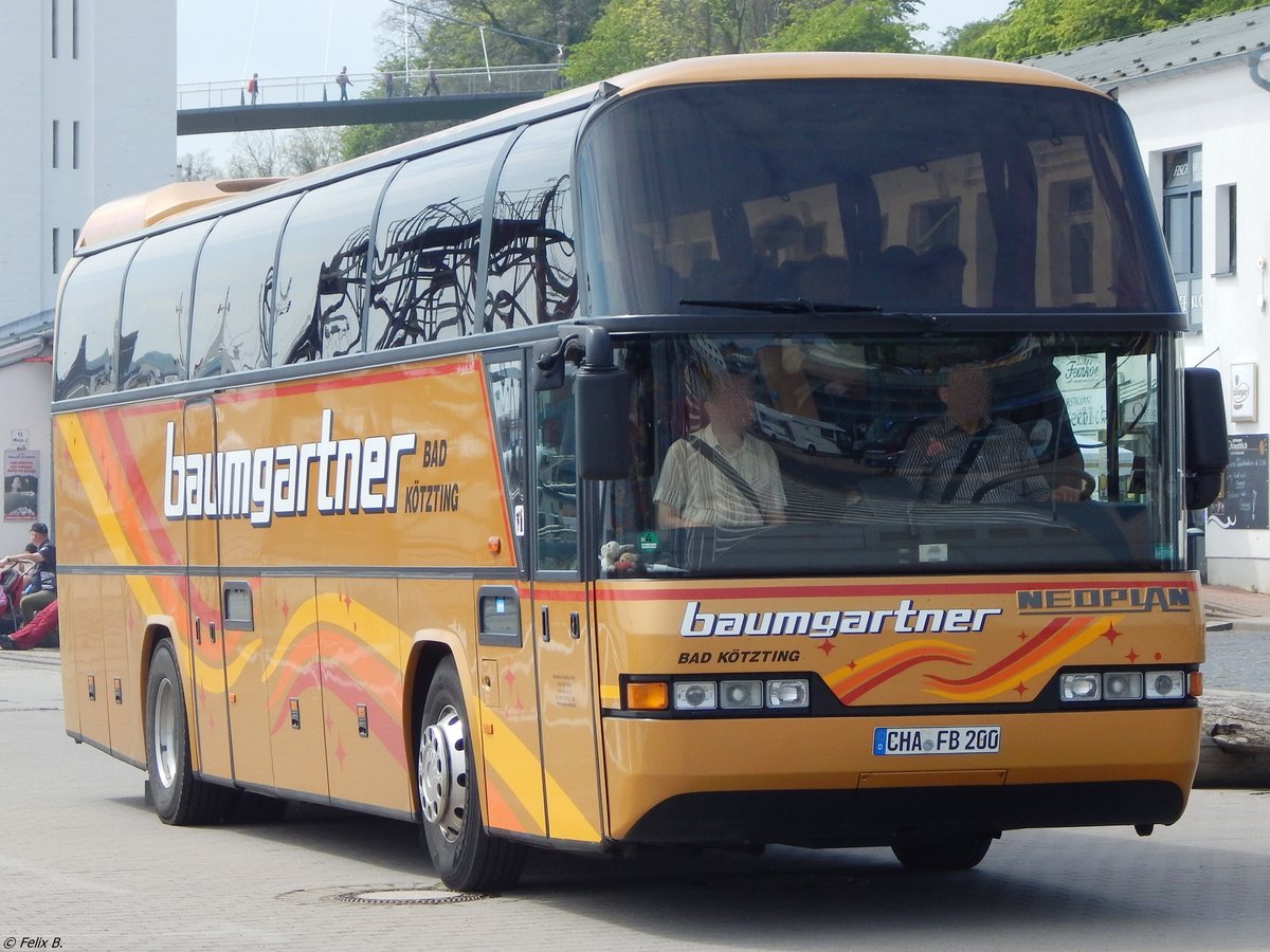 Neoplan Cityliner von Baumgartner aus Deutschland im Stadthafen Sassnitz.