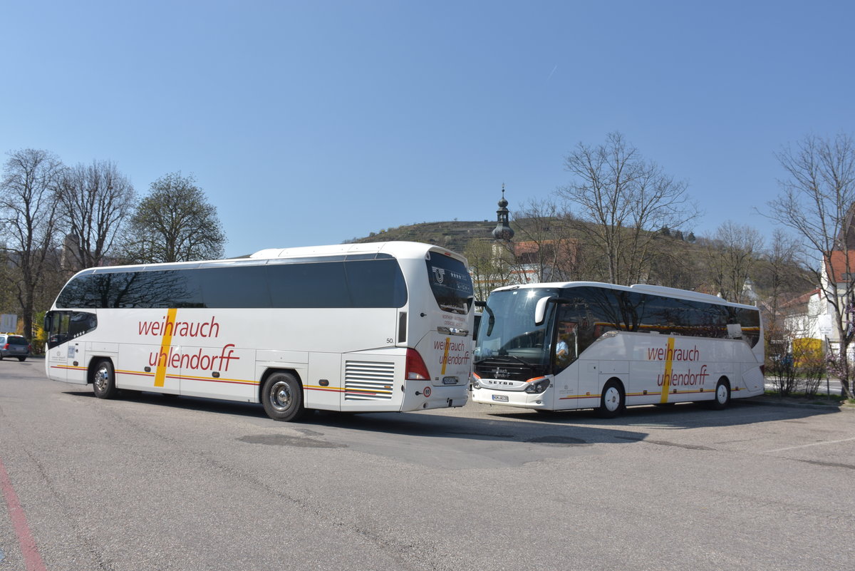Neoplan Cityliner und ein Setra 515 HD von Weihrauch Ulendorff Reisen aus der BRD in Krems.