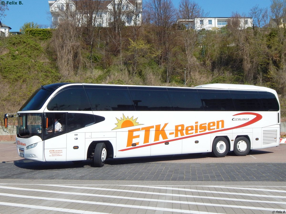 Neoplan Cityliner von ETK-Reisen aus Deutschland im Stadthafen Sassnitz.