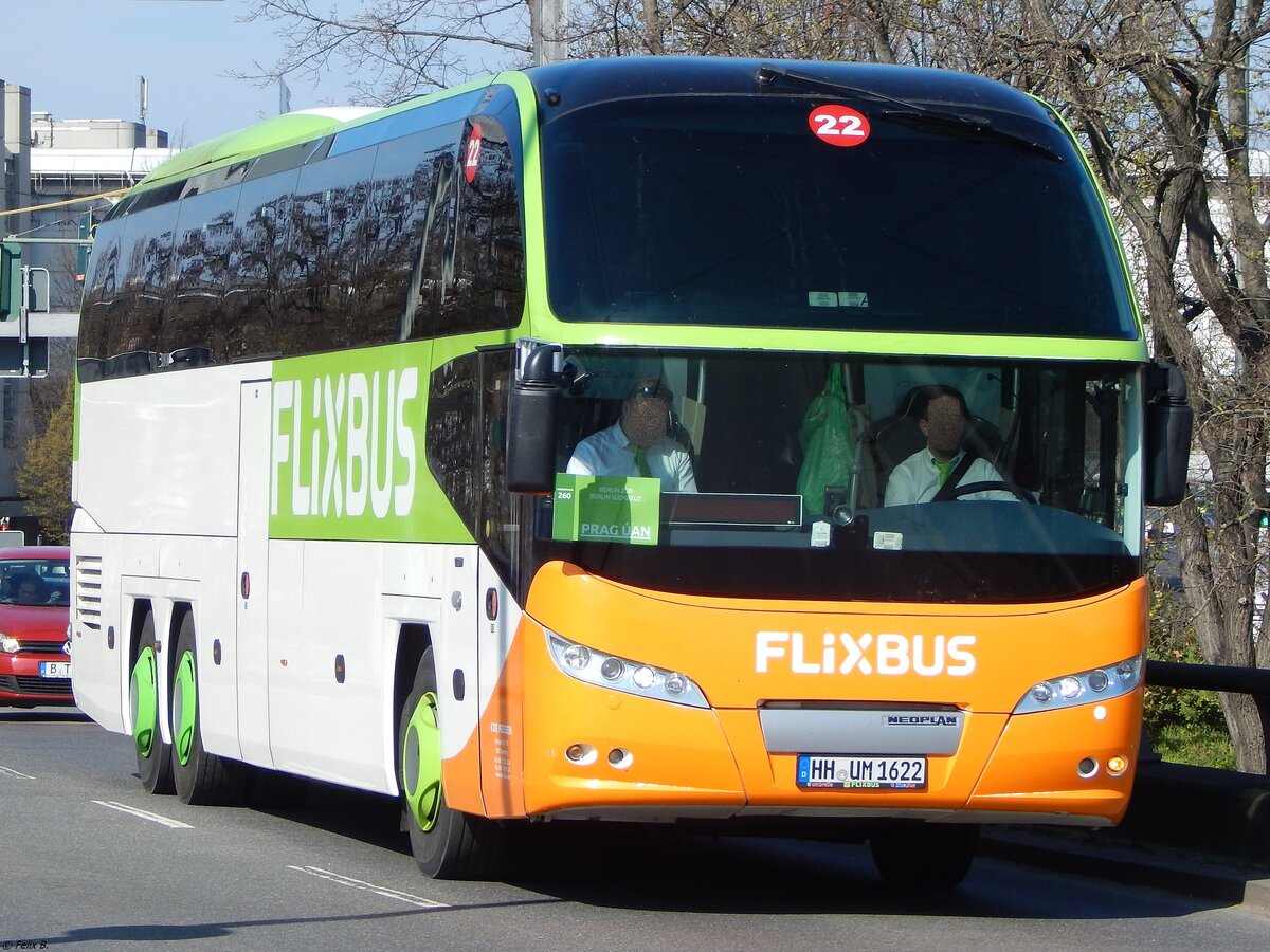 Neoplan Cityliner von Flixbus/Umbrella/KDE aus Deutschland in Berlin.
