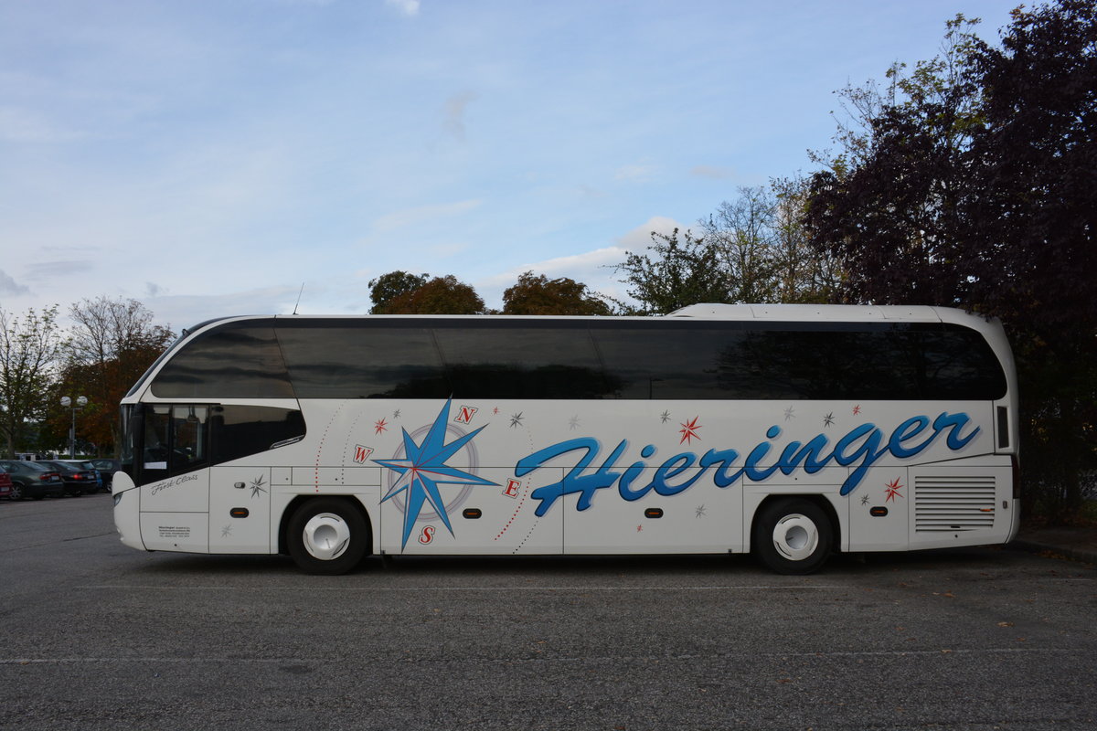  Neoplan Cityliner von Hieringer Reisen aus sterreich in Krems gesehen.