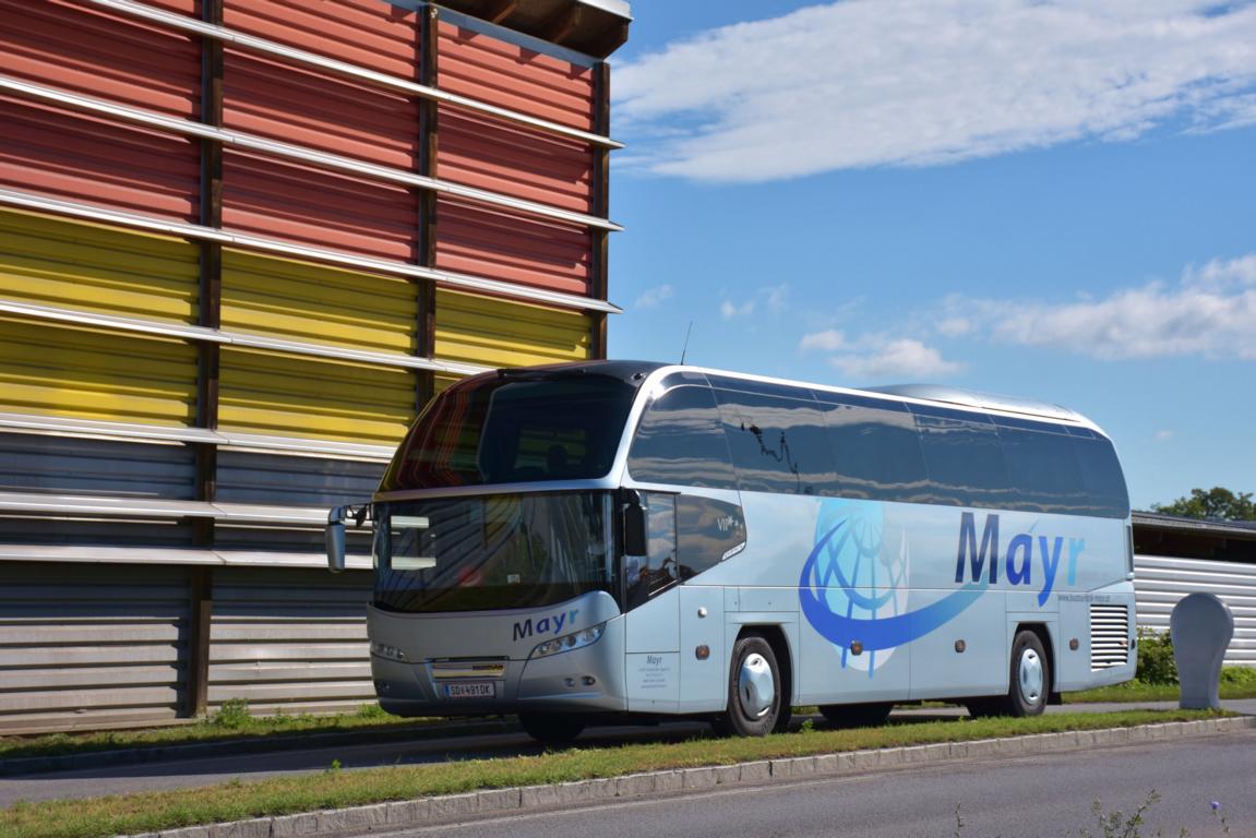 Neoplan Cityliner von Mayr Reisen aus sterreich 2017 in Krems.