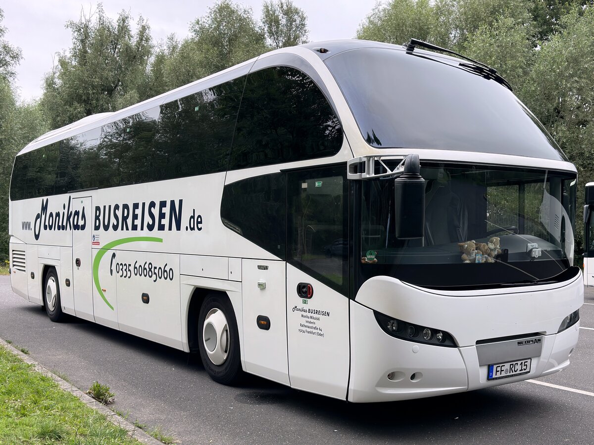 Neoplan Cityliner von Monikas Busreisen aus Deutschland in Plau am See.