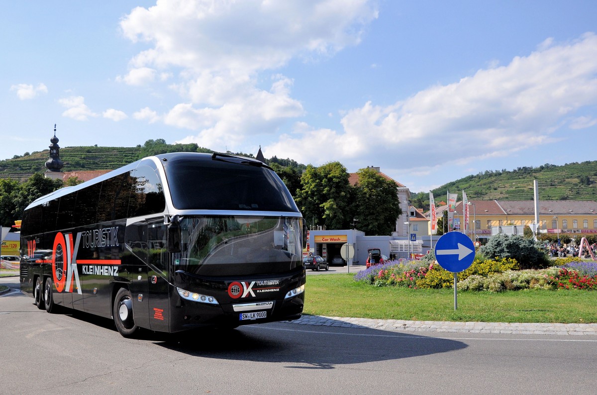 NEOPLAN CITYLINER von OK Touristik KLEINHENZ / BRD im August 2013 in Krems unterwegs.