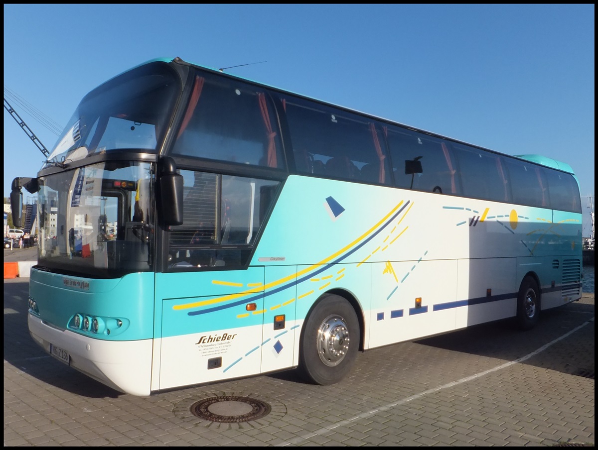 Neoplan Cityliner von Schieer (ex Plm Reisen) aus Deutschland im Stadthafen Sassnitz.