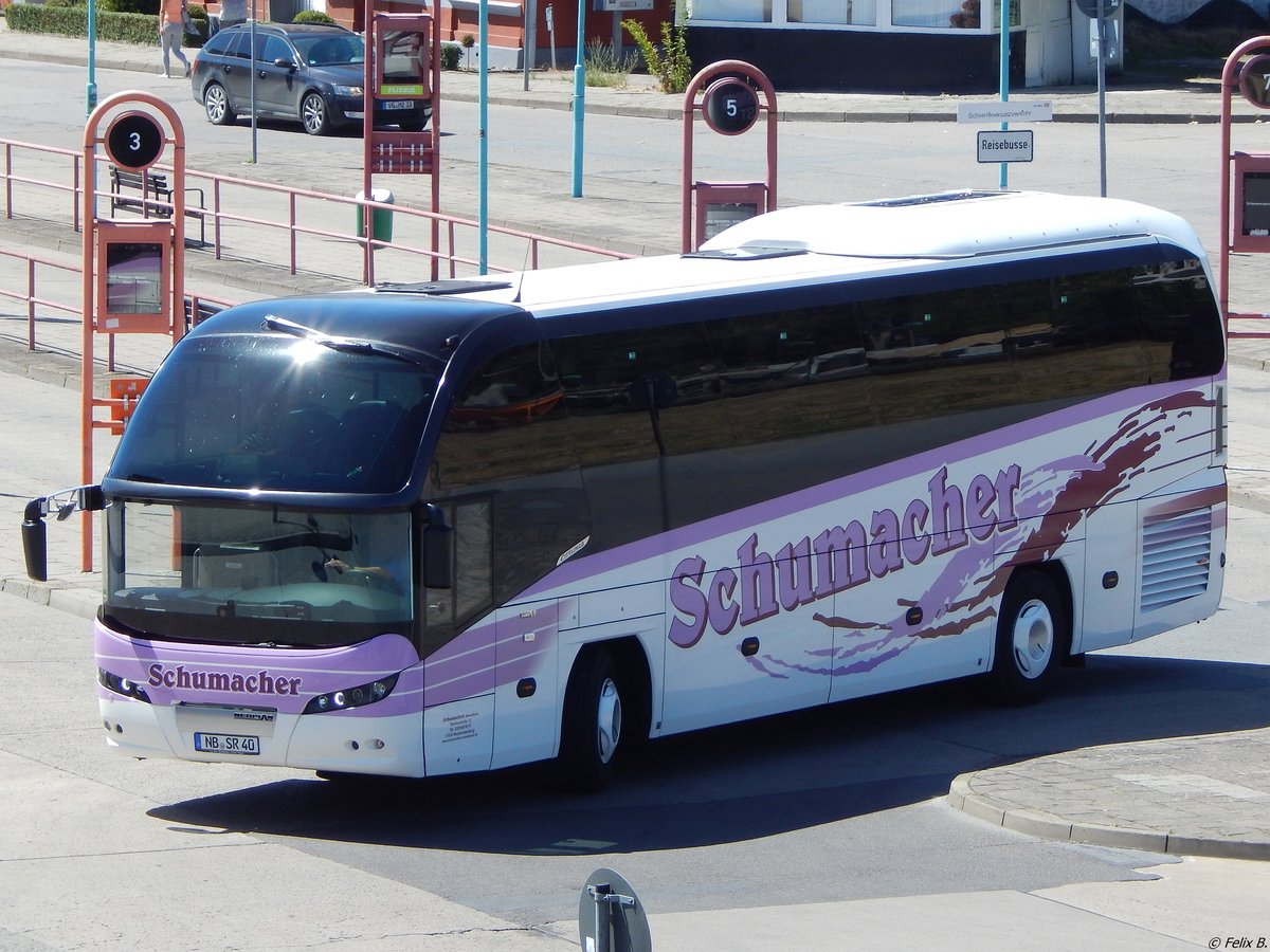 Neoplan Cityliner von Schumacher aus Deutschland in Neubrandenburg. 