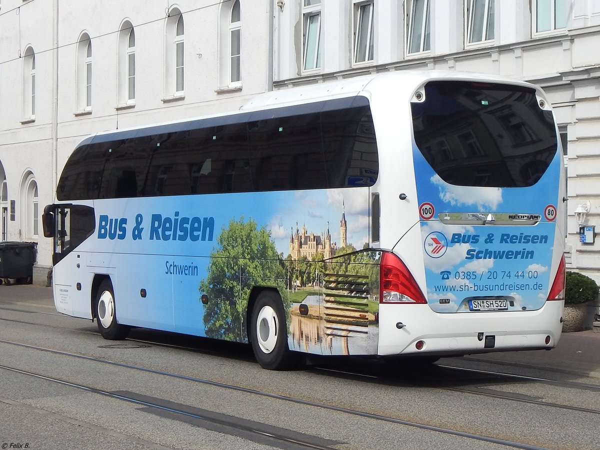 Neoplan Cityliner von SH Bus & Reisen GmbH Schwerin aus Deutschland in Schwerin. 