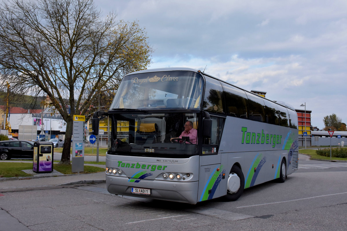 Neoplan Cityliner von Tanzberger Reisen aus sterreich in Krems.