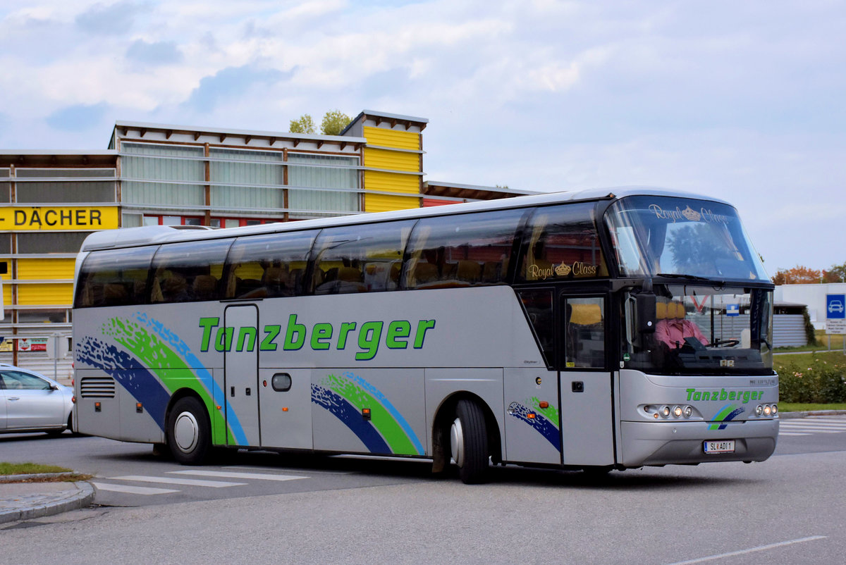 Neoplan Cityliner von Tanzberger Reisen aus sterreich in Krems.
