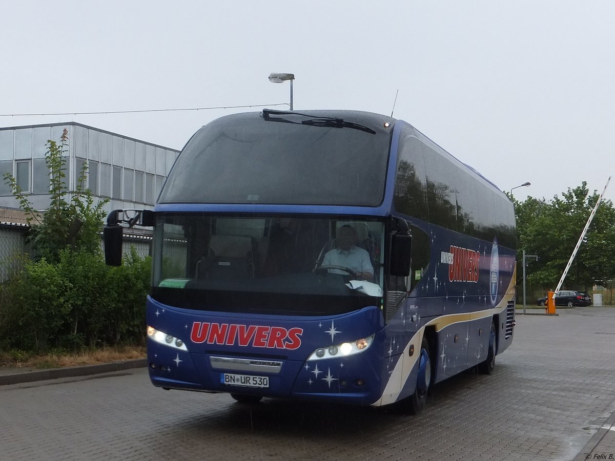 Neoplan Cityliner von Univers aus Deutschland in Rostock. 