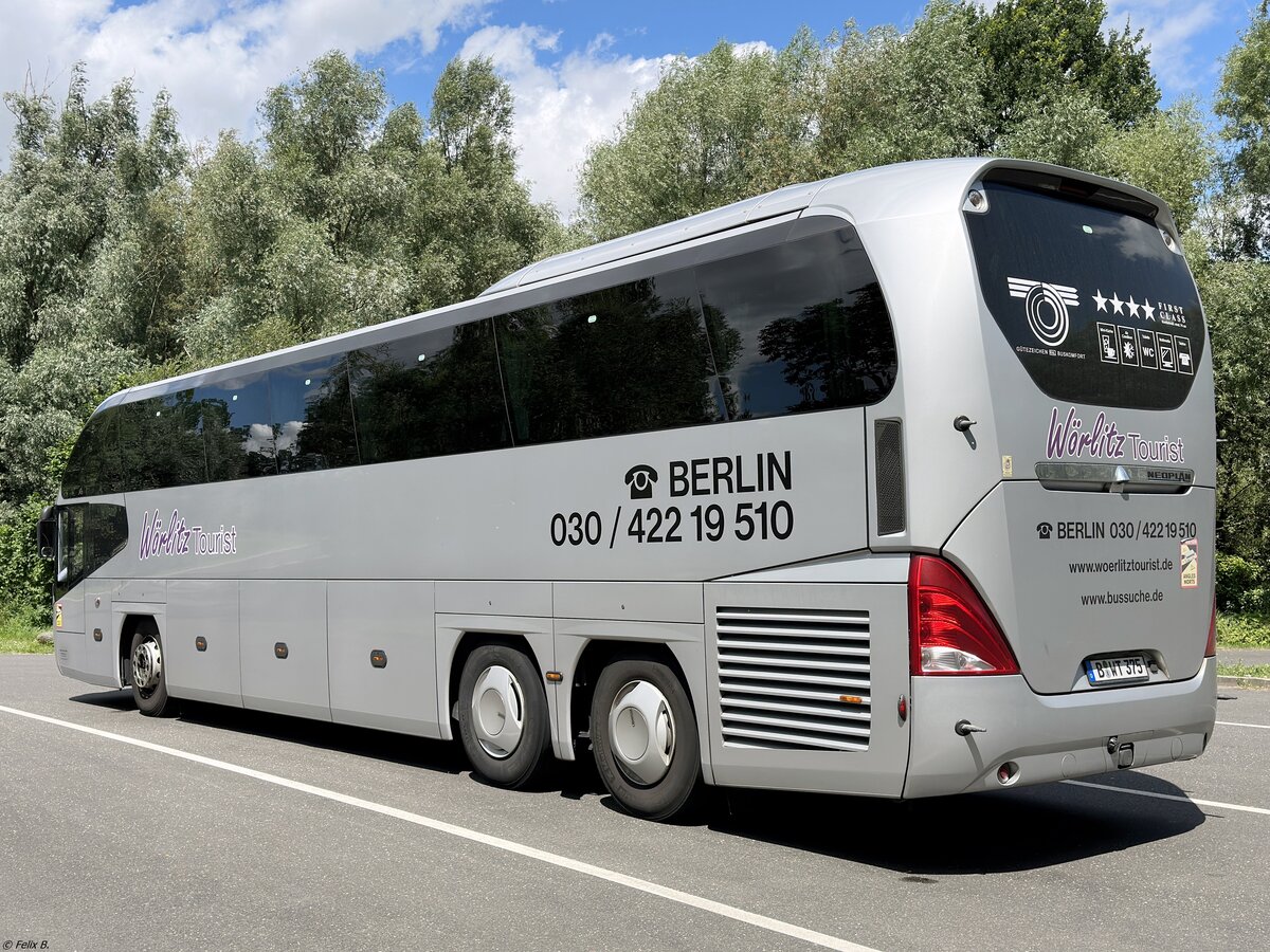 Neoplan Cityliner von Wörlitz Tourist aus Deutschland in Plau am See.