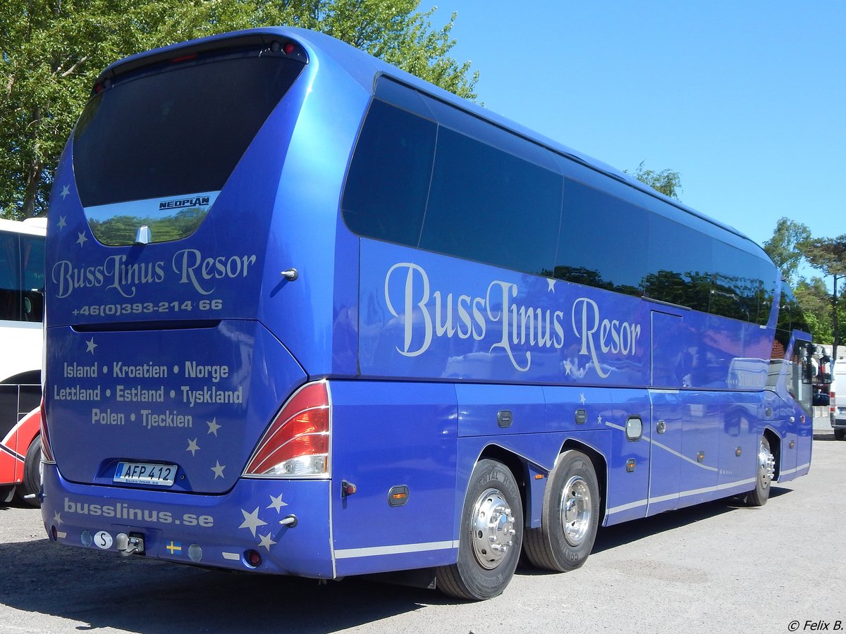 Neoplan Starliner von Buss-Linus Resor aus Schweden in Binz.