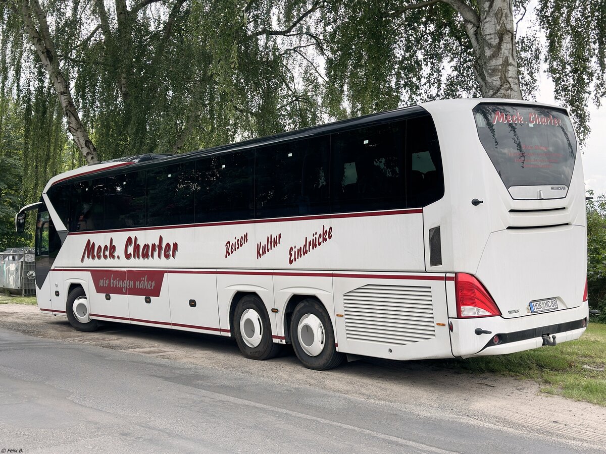 Neoplan Tourliner von Meck. Charter aus Deutschland in Malchow.