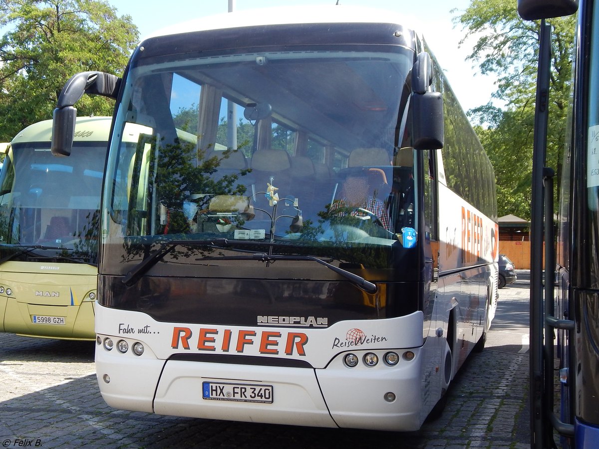Neoplan Tourliner von Reifer aus Deutschland in Berlin.