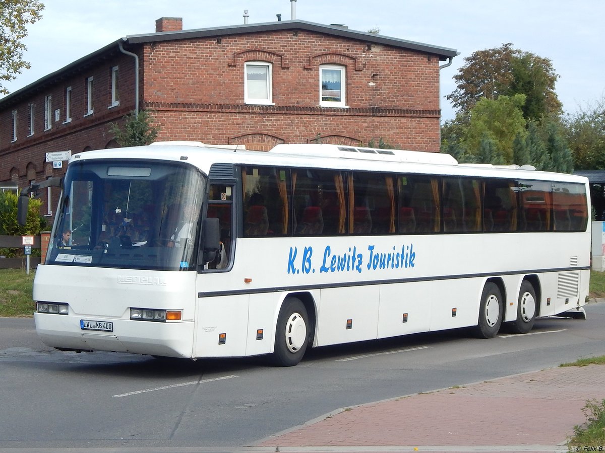 Neoplan Transliner von KB Reisen aus Deutschland in Sassnitz.