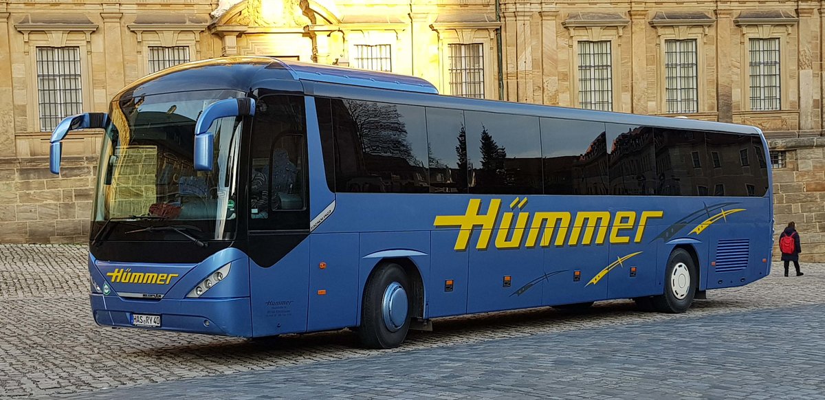 Neoplan Trendliner von HMMER-Reisen aus Rthlein steht im Dezember 2019 in Bamberg