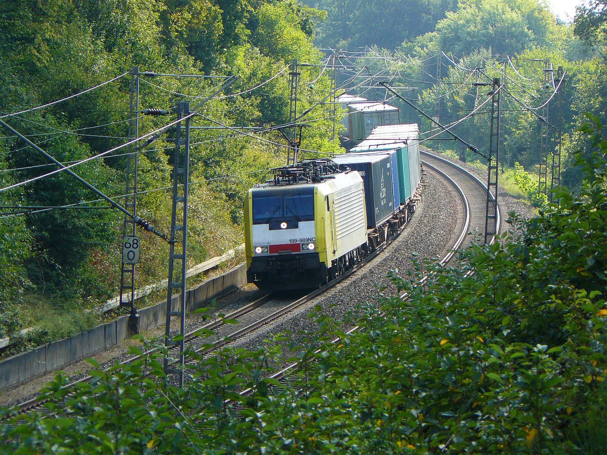 Nord Cargo Siemens Dispolok E 189 989 (ES 64 F4 - 089) in Elten am 11-09-2013.

Nord Cargo Siemens Dispolok E 189 989 (ES 64 F4 - 089) in Elten, Duitsland 11-09-2013.