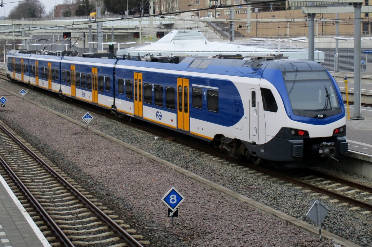 NS 2513 steht am 25 Februar 2017 in Arnhem.