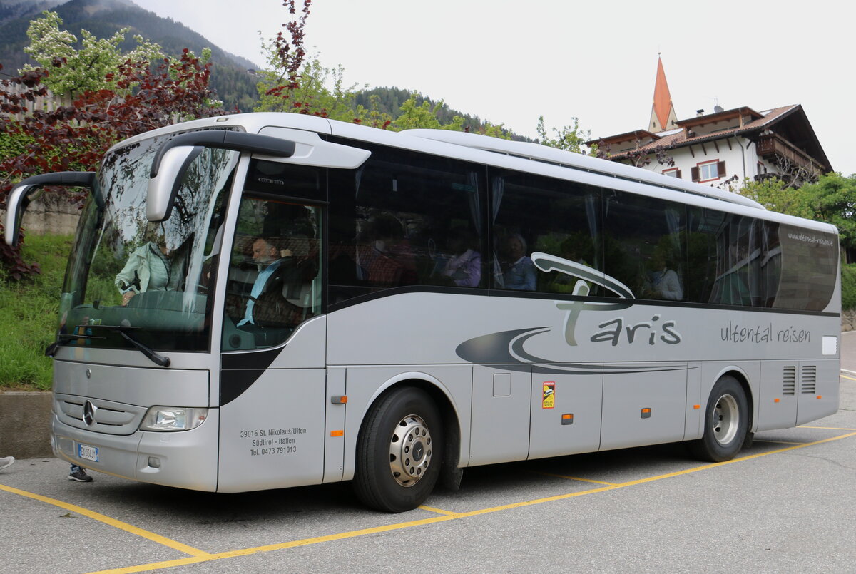 Paris - ultental reisen, St. Nikolaus - EX-034 JY - Mercedes Tourismo K am 18. April 2024 in Algund (Aufnahme: Martin Beyer)