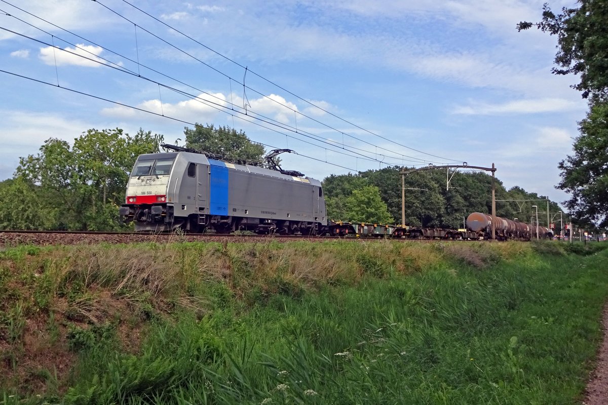 Railpool 186 500 durchfahrt am 4 Augustus 2019 Tilburg Oude Warande.