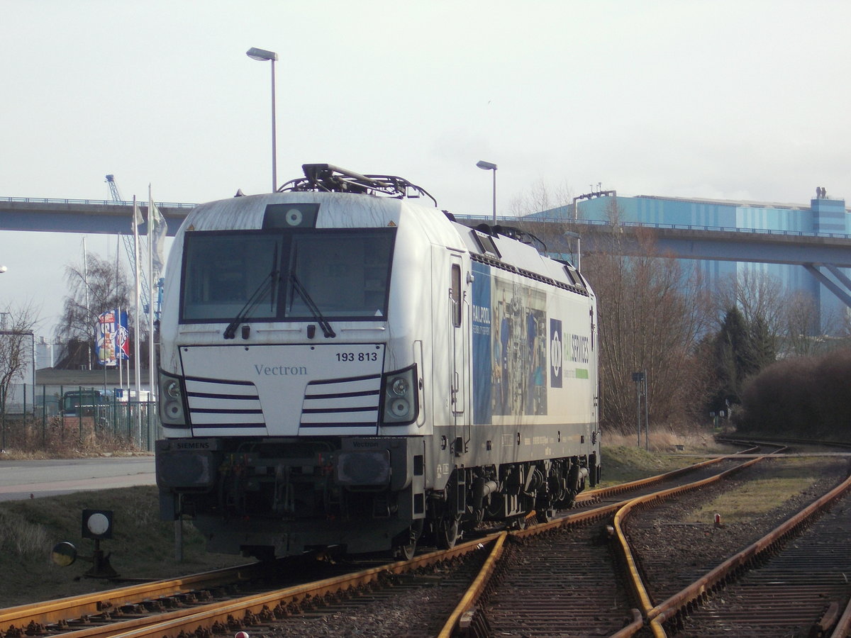 Railpool 193 813,am 21.Februar 2017,im Stralsunder �bergabebereich zum Nord-und S�dhafen.