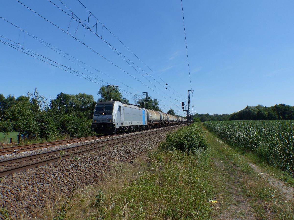 RailPool Lokomotive 186 273-9 Devesstrae, Salzbergen 23-07-2019.


RailPool locomotief 186 273-9 Devesstrae, Salzbergen 23-07-2019.