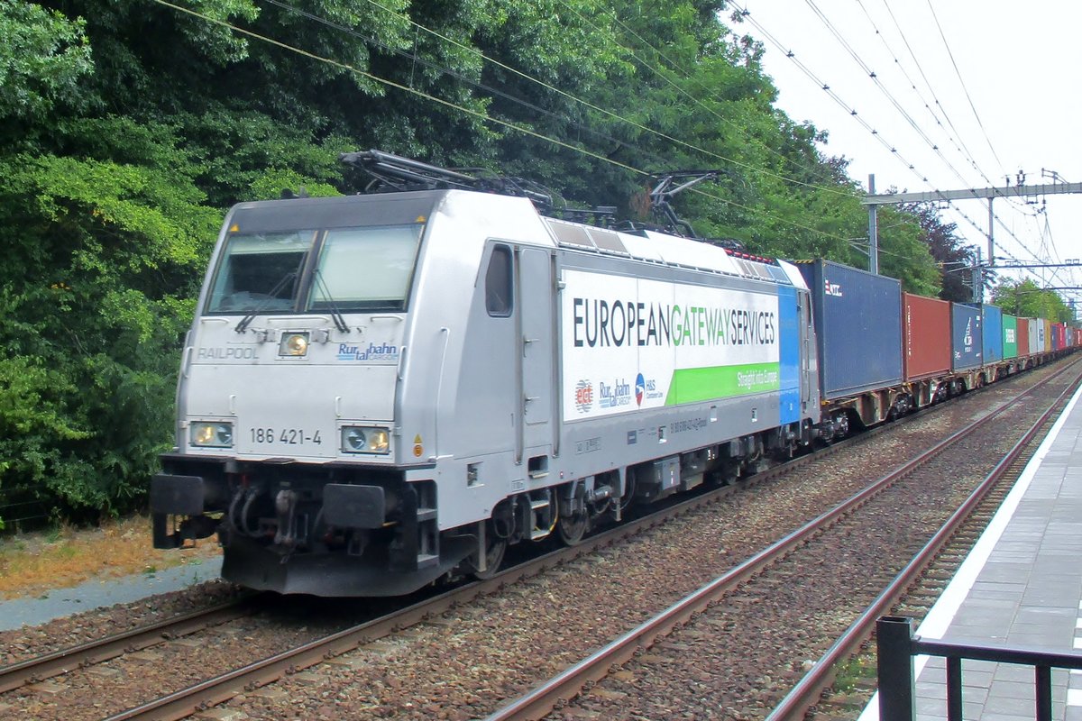 RTB 186 421 durcheilt am 29 Juli 2018 Tilburg.