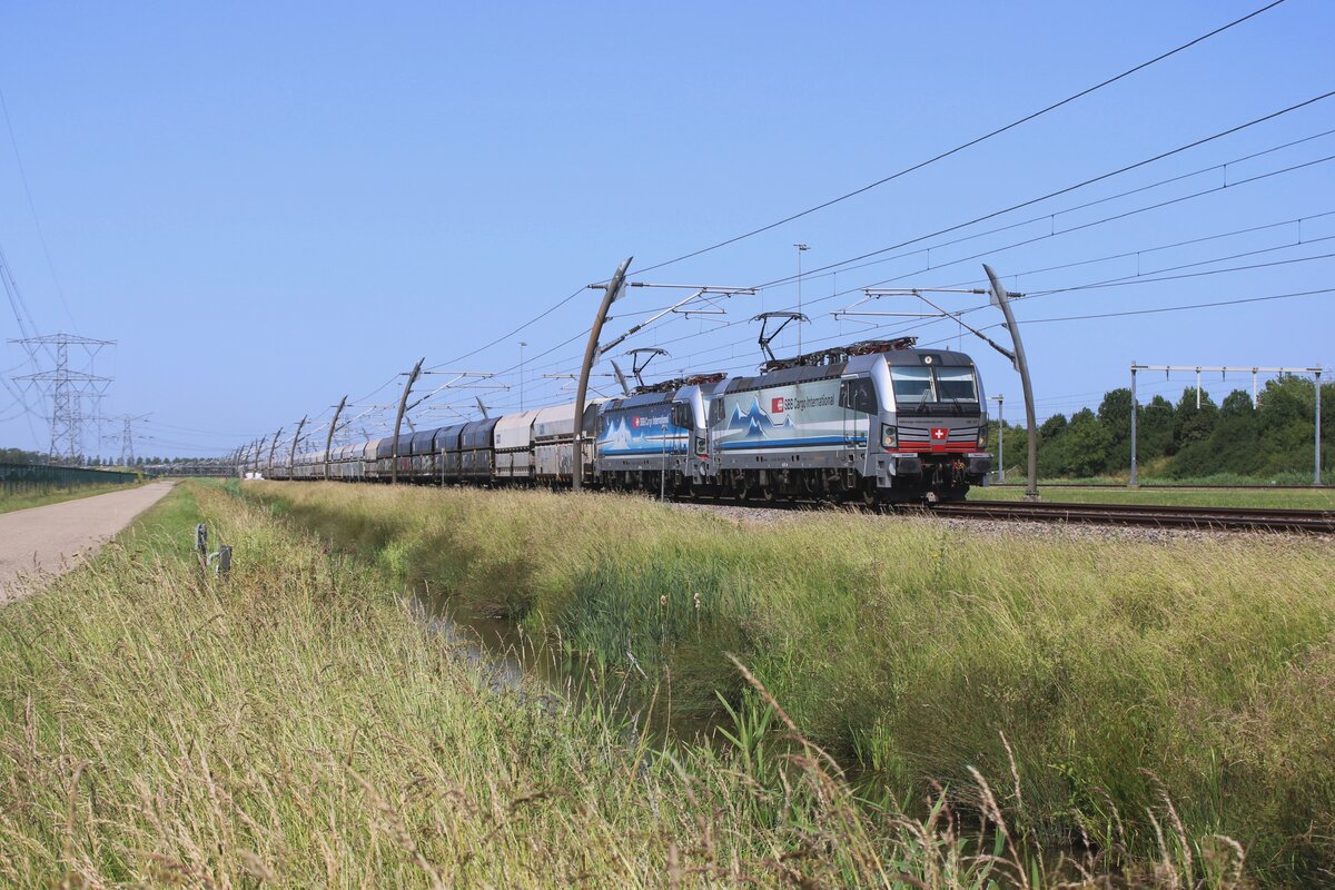 SBBCI 193 107 durchfahrt am 12 Juni 2025 mit ein Kohlezug Valburg CUP.