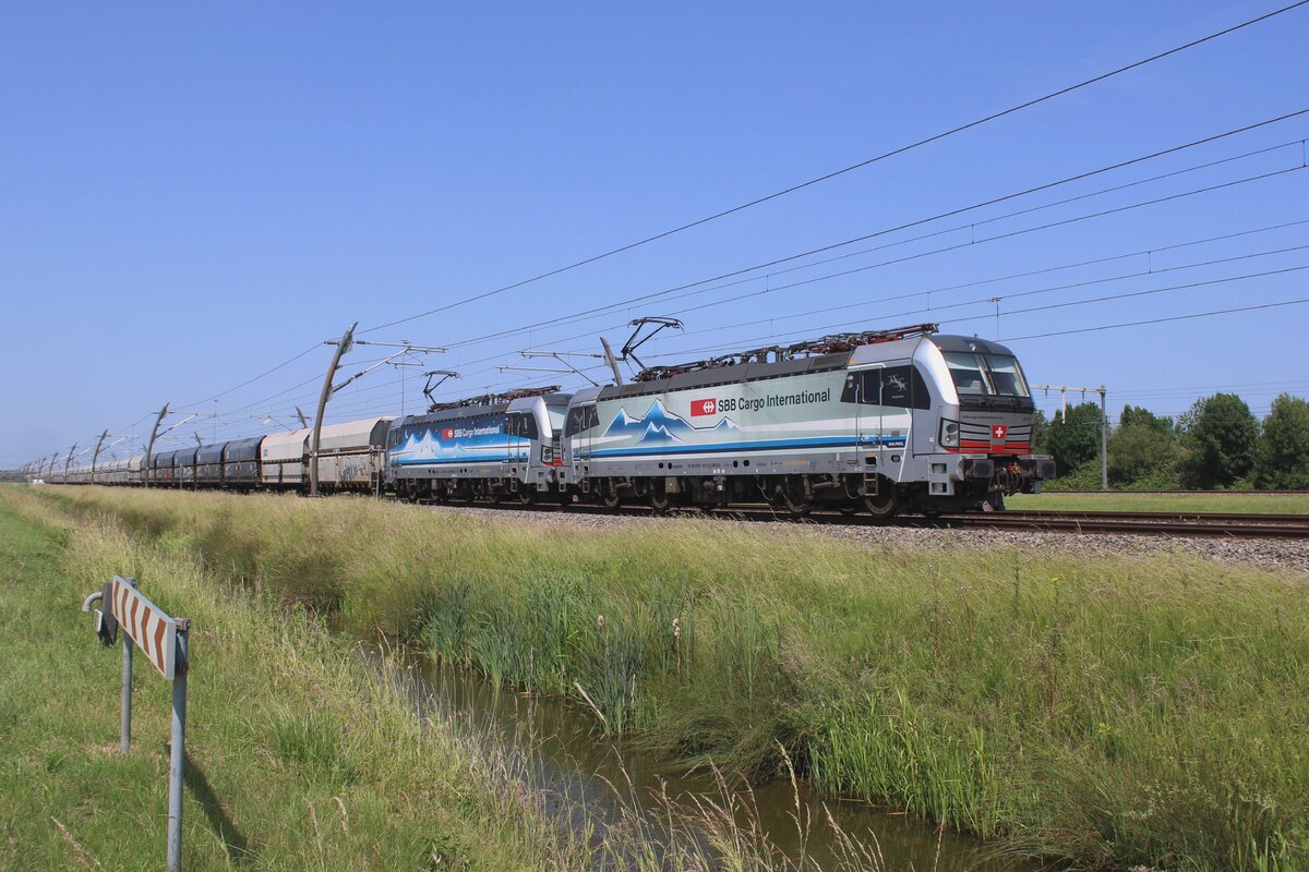 SBBCI 193 107 durchfahrt am 12 Juni 2025 mit ein Kohlezug Valburg CUP. 