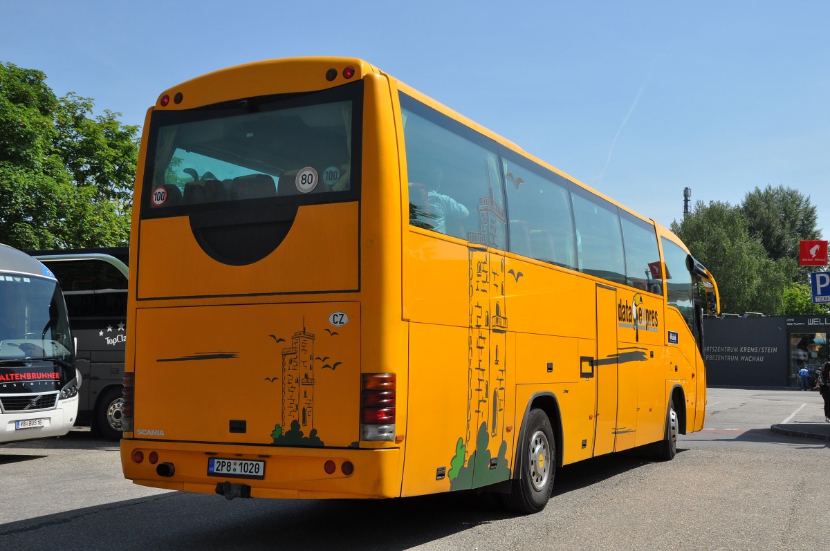 Scania Century von Data Express/CZ im Mai 2015 in Krems.