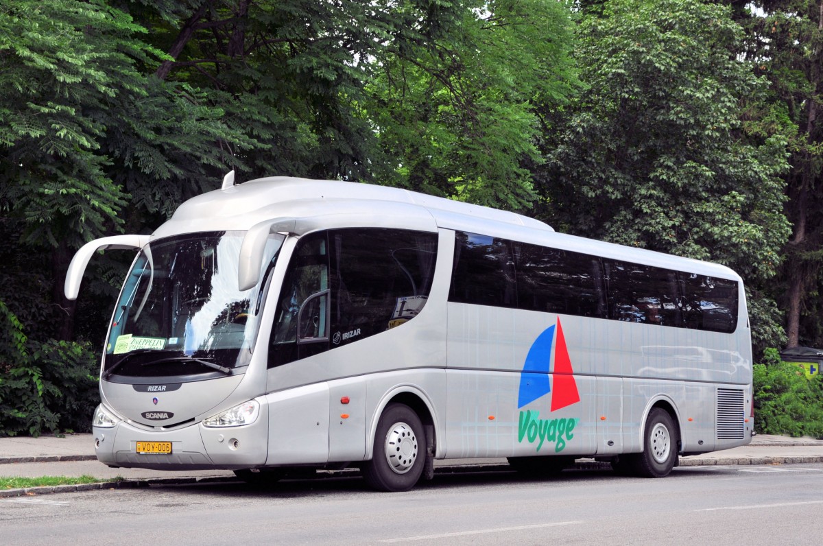 Scania Irizar aus Ungarn am 12.Juli 2014 in Krems.