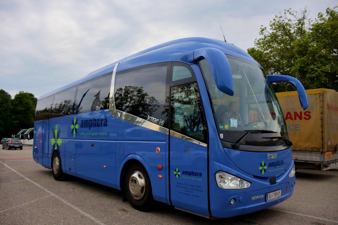 Scania Irizar i6 von AMPHORA Reisen aus AT 2018 in Krems.