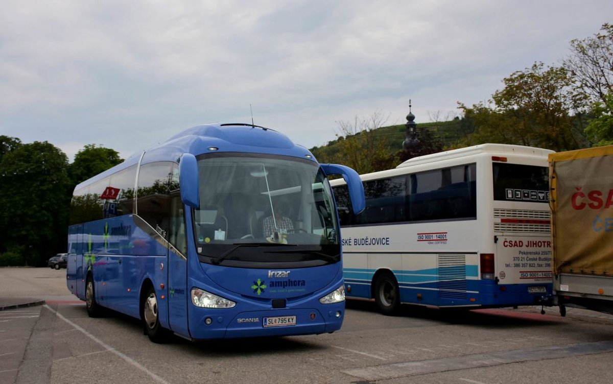 Scania Irizar i6 von AMPHORA Reisen aus AT 2018 in Krems.