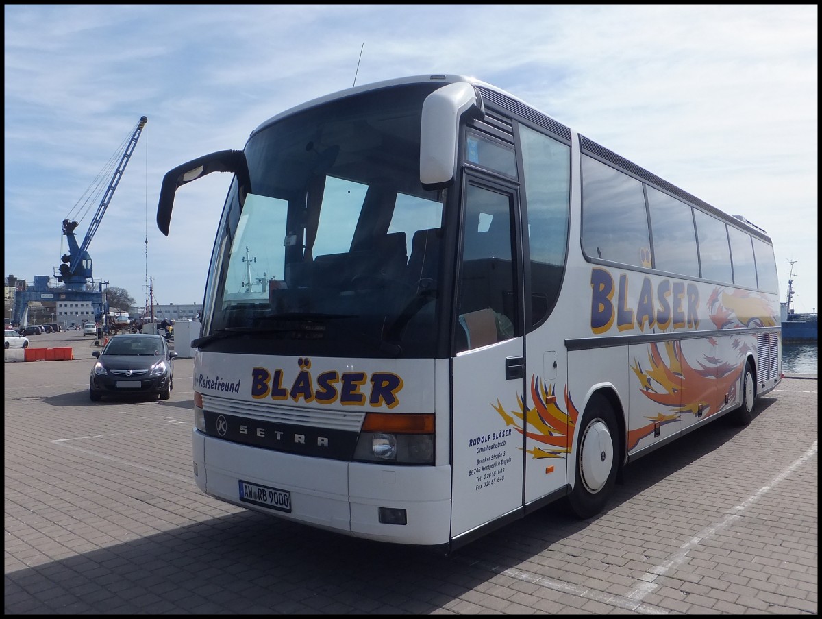 Setra 315 HD von Blser aus Deutschland im Stadthafen Sassnitz.
