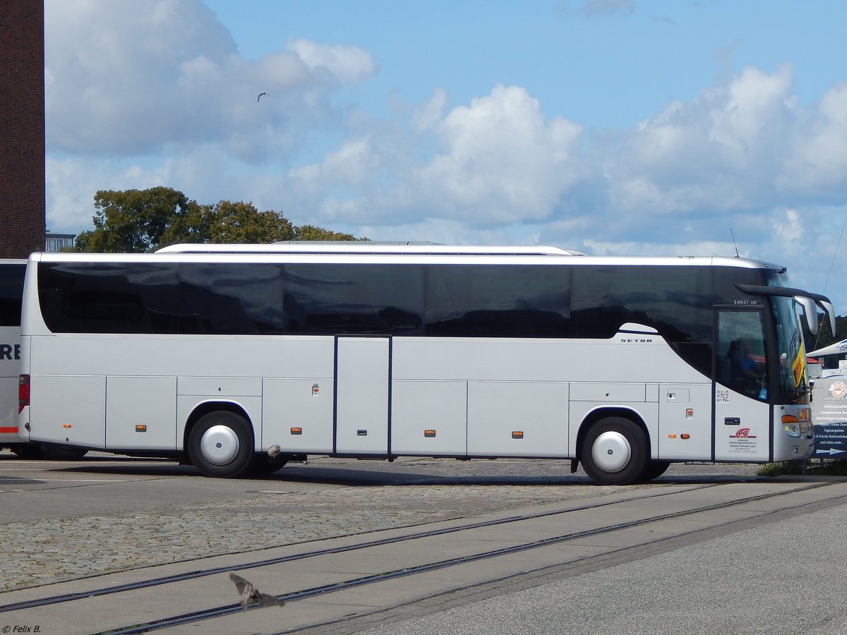Setra 415 GT-HD der Anklamer Verkehrsgesellschaft mbH in Stralsund.
