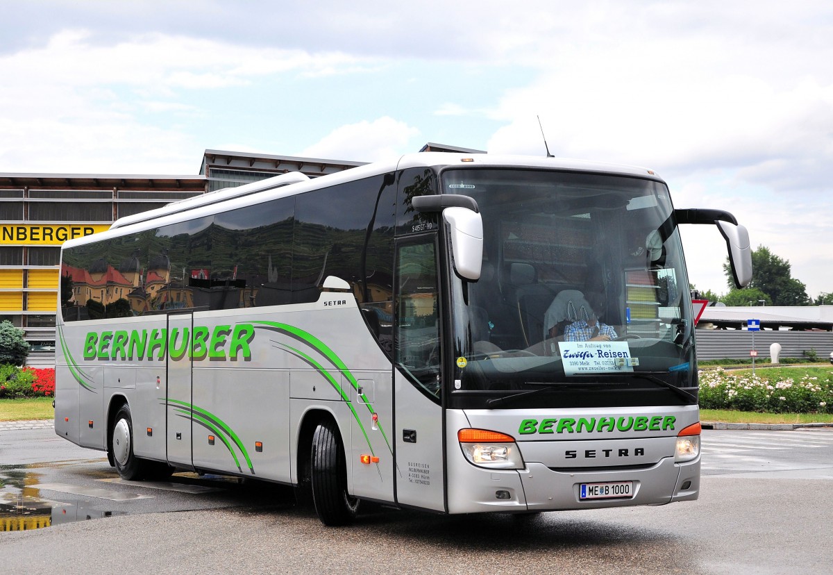 Setra 415 GT-HD von Bernhuber Reisen aus Niedersterreich im Juni 2015 in Krems.